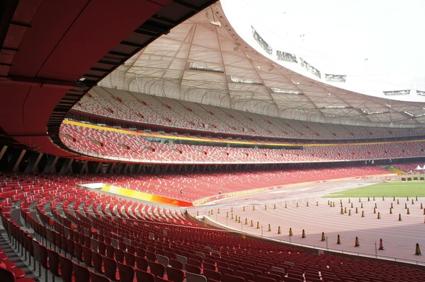 Découvrez les meilleurs polos de golf pour homme en 2025